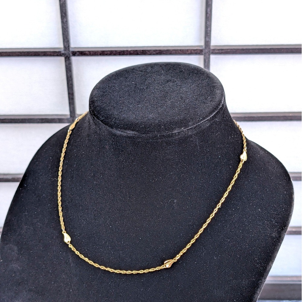 Vintage Monet Gold Tone Rope Chain Necklace with Leaf‎ Accents 18 Inch